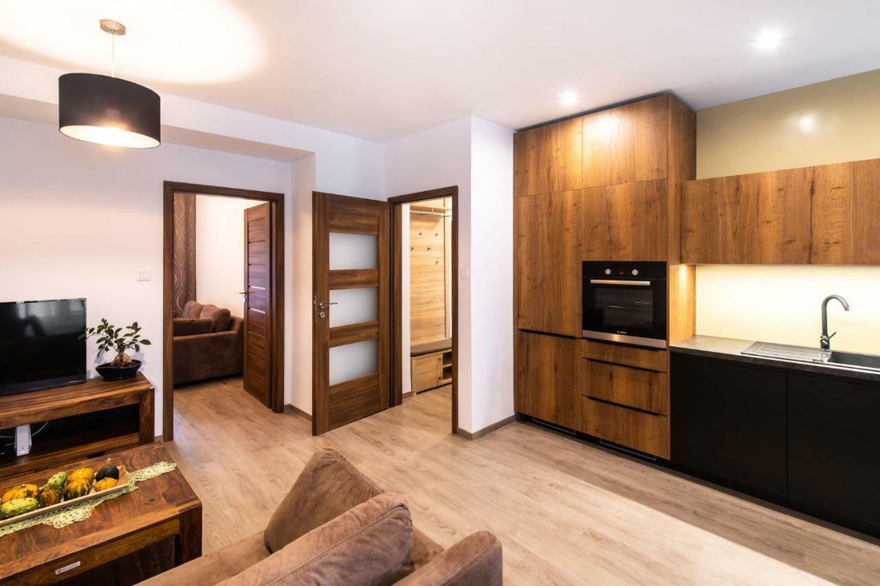 Newly Renovated, Full Equipped And Quiet Apartment Trnava Esterno foto